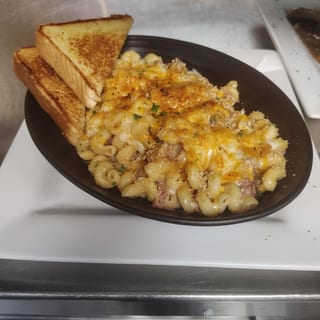 Reubentini Mac N Cheese